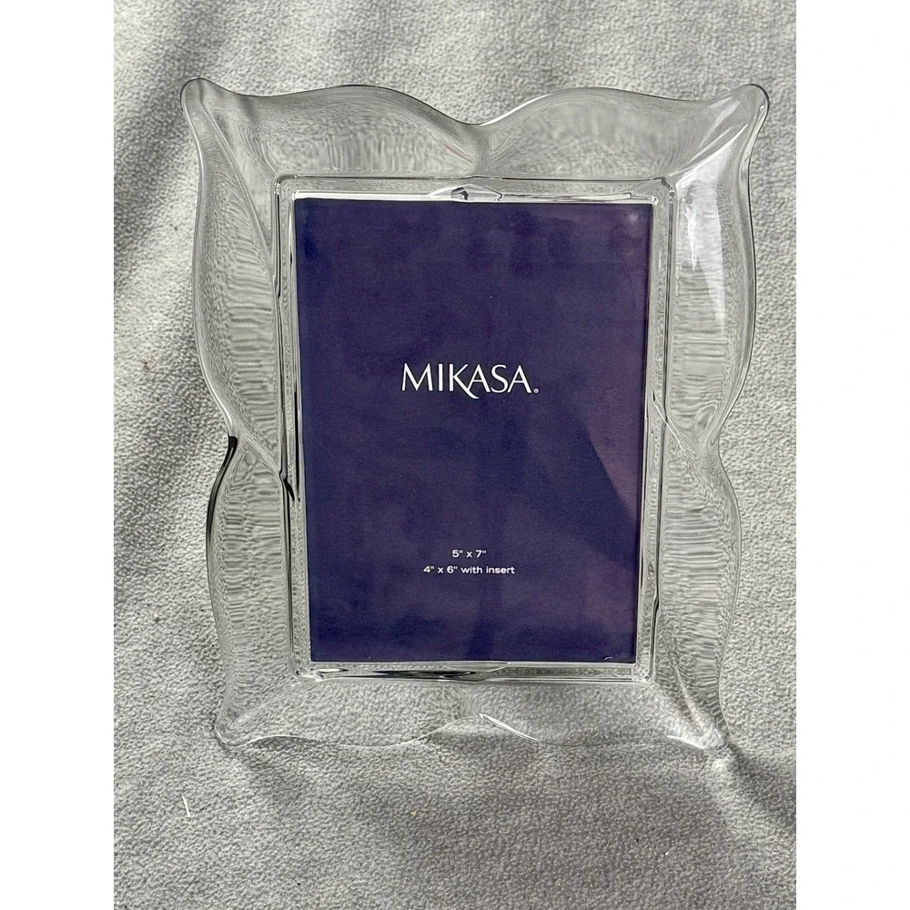 Mikasa Lead Crystal Wavy Scalloped 5x7 Picture Frame Clear Glass Modern Decor